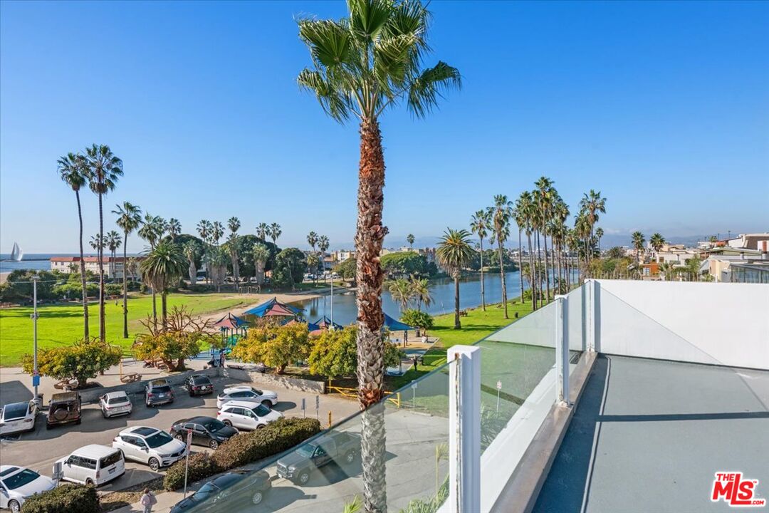 6730 Esplanade Street Playa del Rey, CA 90293 - Photo 36 of 38