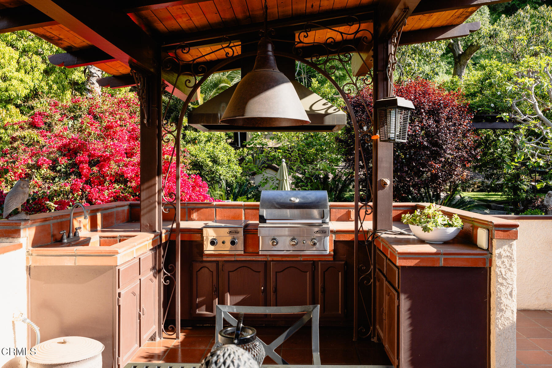 201 Monterey Road South Pasadena, CA 91030 - Photo 27 of 60 a view of an outdoor sitting area with furniture and backyard