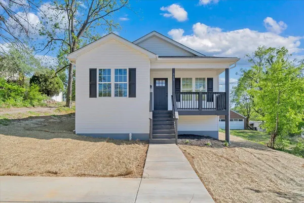 $250,000 | 515 Cedar Avenue, Vinton, VA 24179