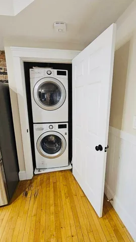 a car parked in front of a building