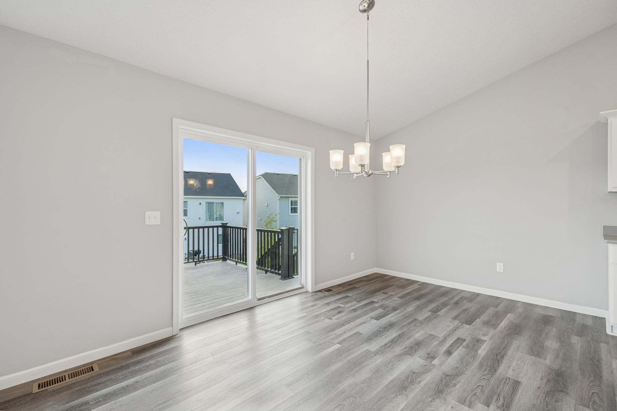 10254 Greystone Circle South Cottage Grove, MN 55016 - Photo 6 of 42