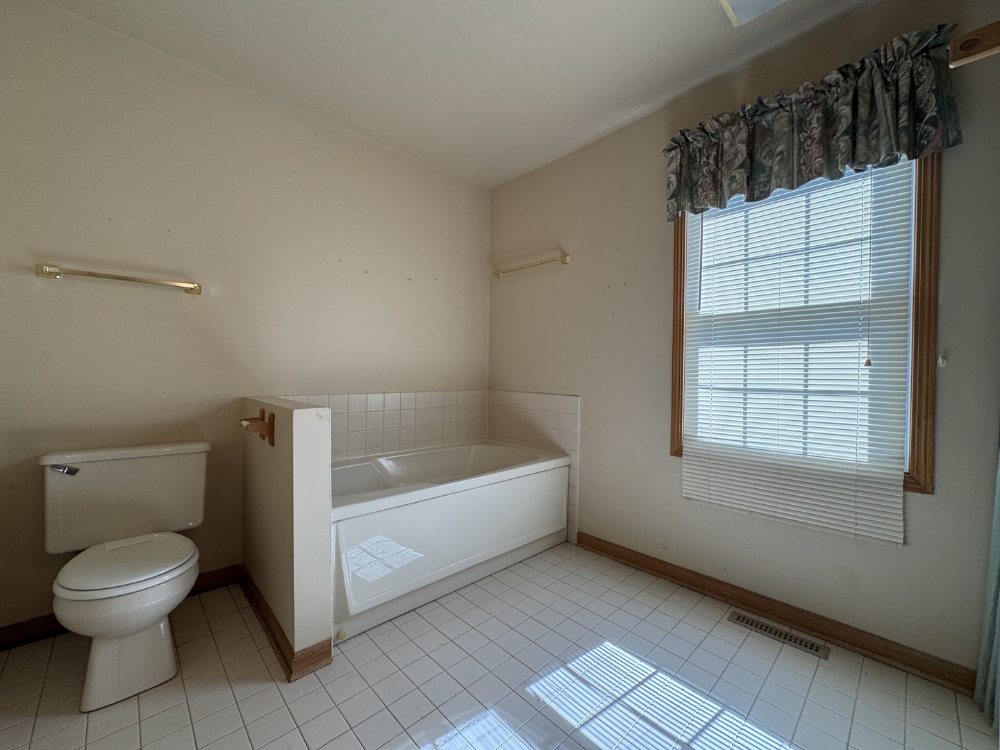 3711 Biscayne Road McHenry, IL 60050 - Photo 36 of 44 Gallery Image 36