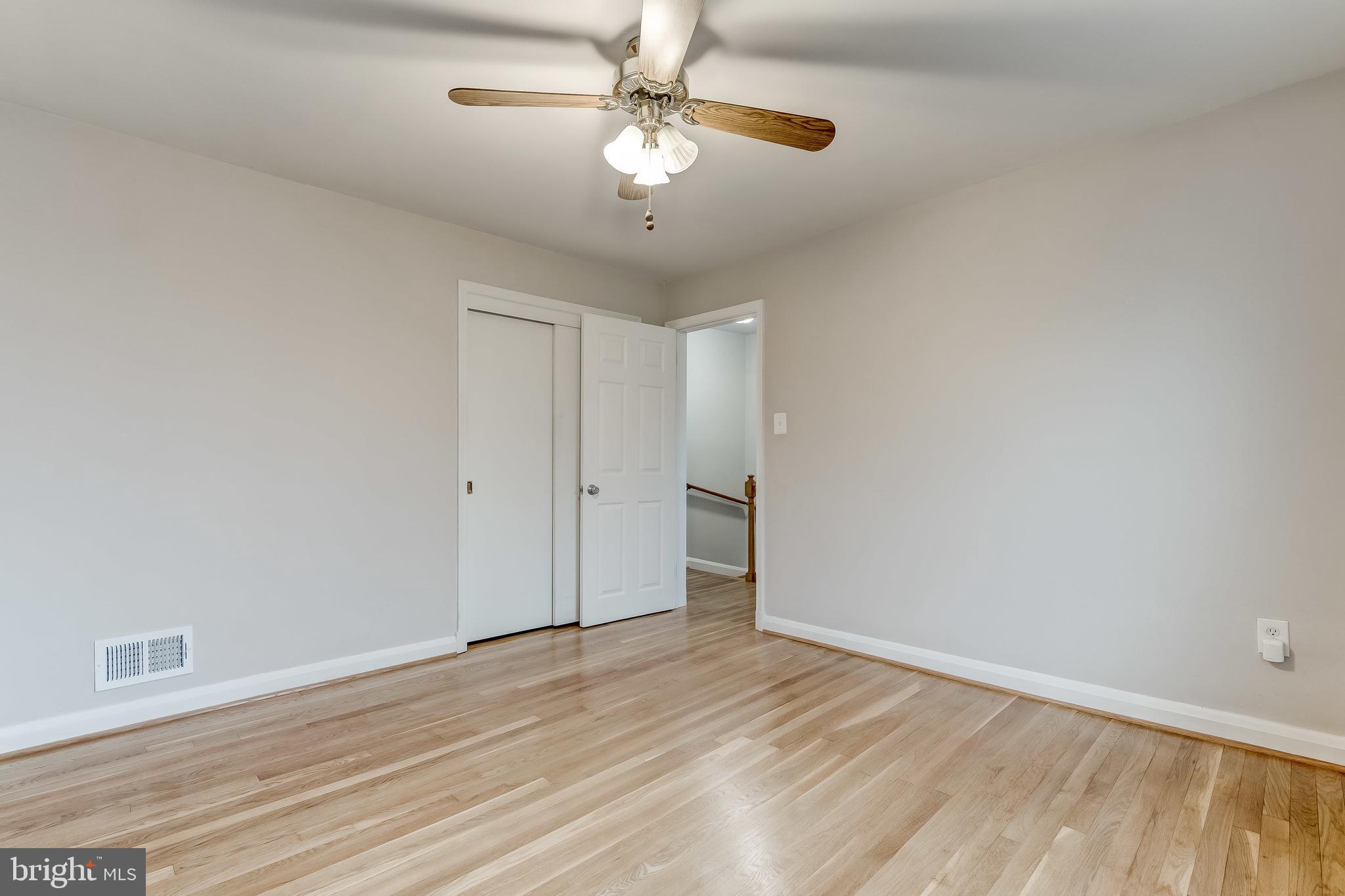 73 Garden Ridge Road Baltimore, MD 21228 - Photo 27 of 40 Bedroom