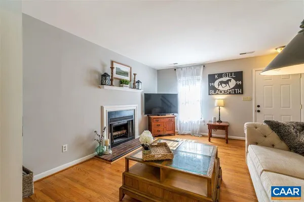 $315,000 | 109 Hammond Street, Unit B, Charlottesville, VA 22903