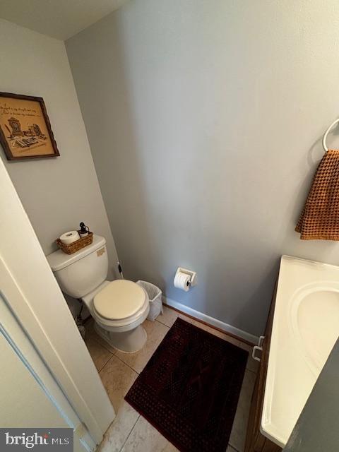 11162 Forest Edge Drive Reston, VA 20190 - Photo 9 of 21 half bath main level