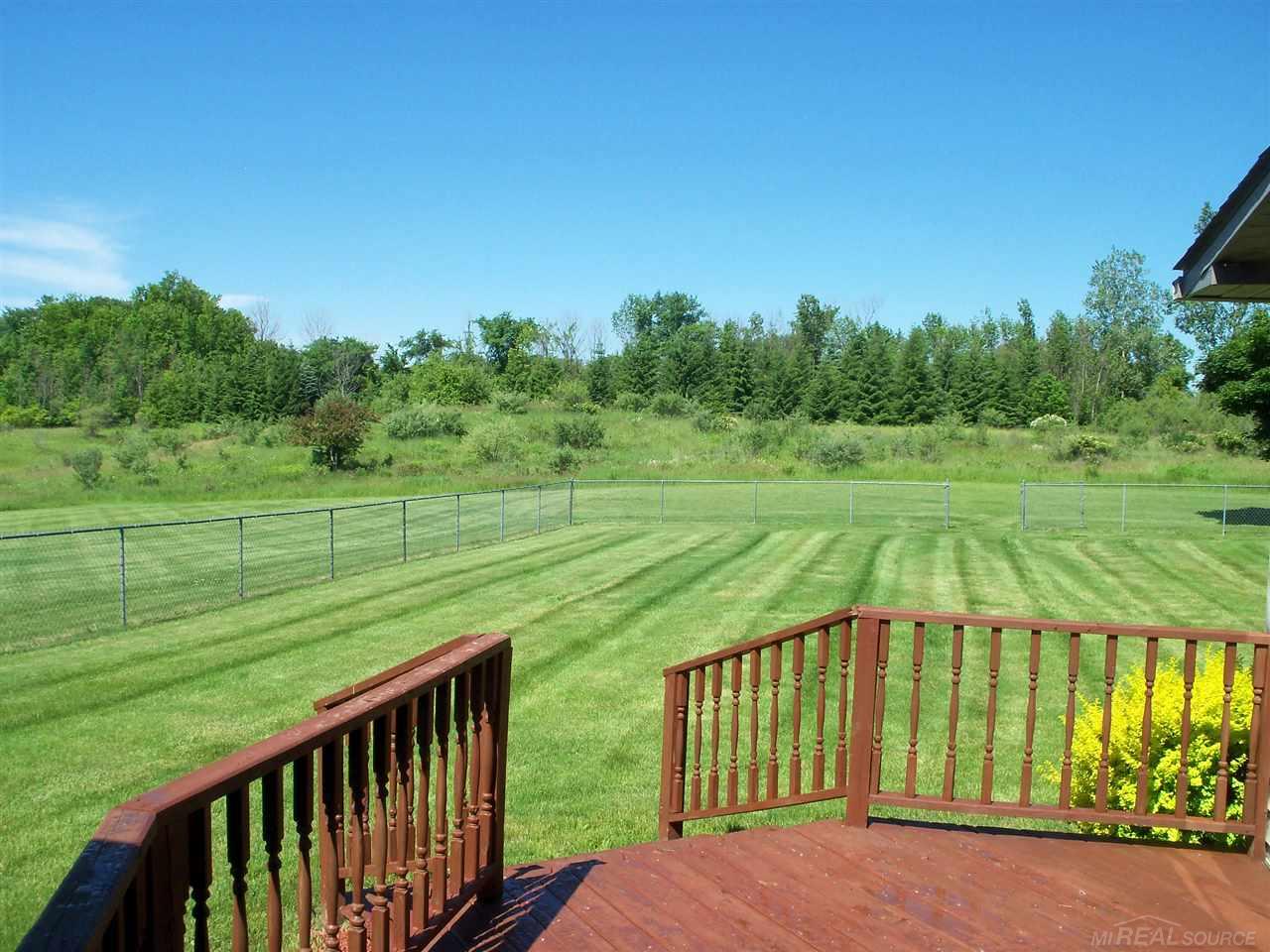 1800 South Ridge Road Carsonville, MI 48419 - Photo 6 of 36 31248603-5.JPG