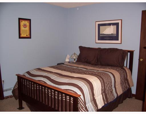 305 Bennett Street Woonsocket, RI 02895 - Photo 6 of 9 Bedroom.
