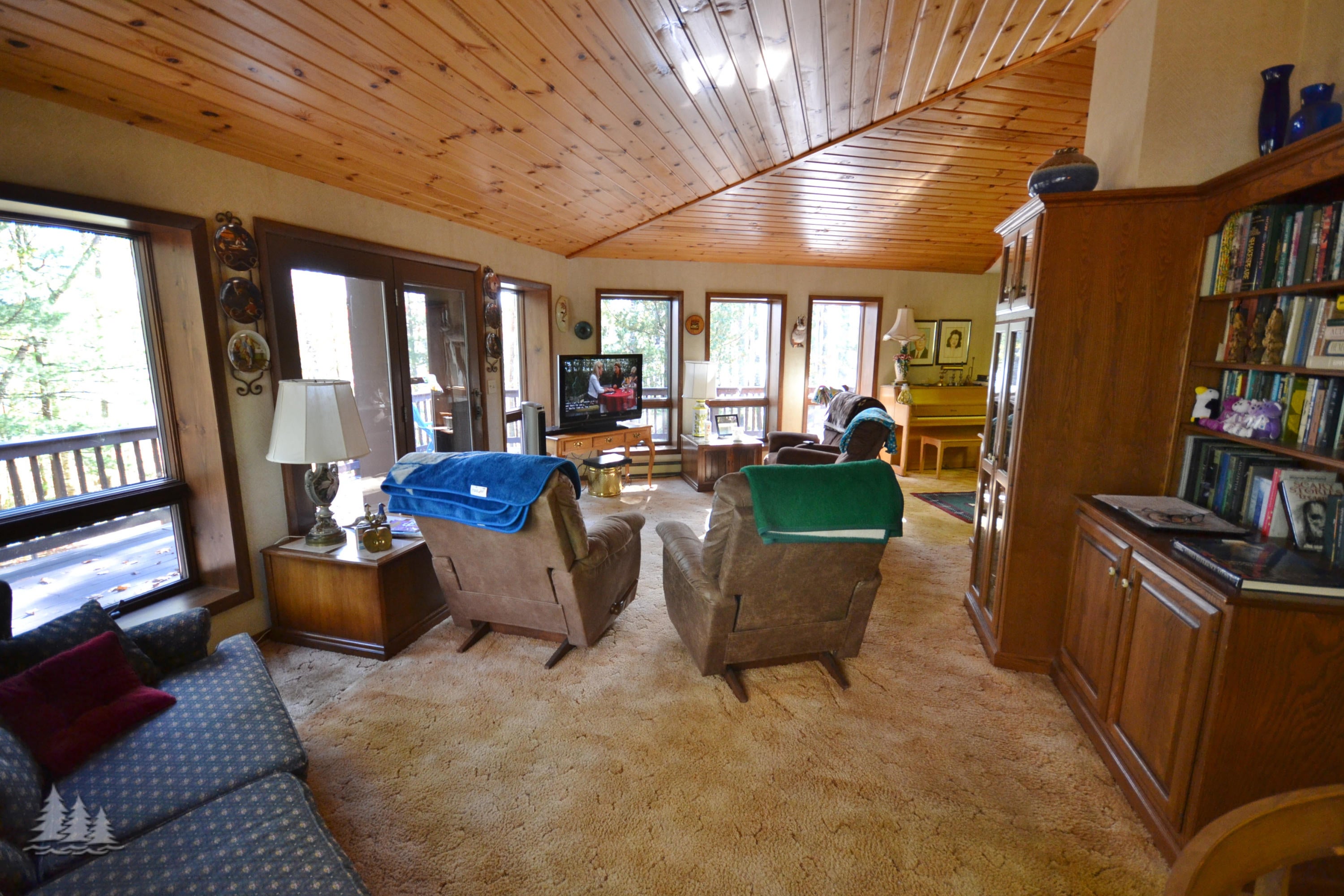 1011 Aarons Road Lewiston, MI 49756 - Photo 9 of 64 Gallery Image 9