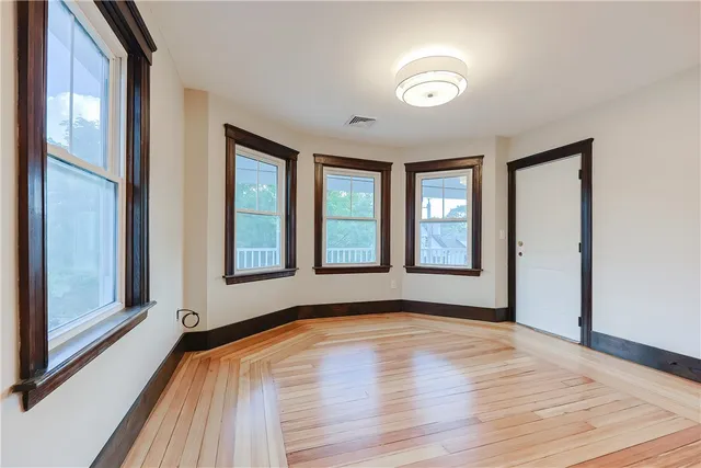 $2,700 | 65 Burton Street, Unit 3, Bristol, RI 02809