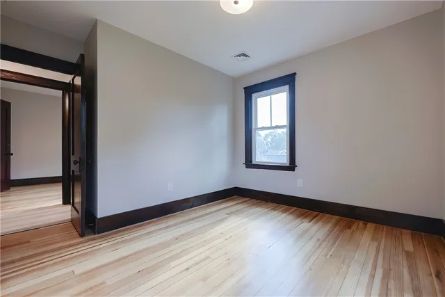 $2,700 | 65 Burton Street, Unit 3, Bristol, RI 02809