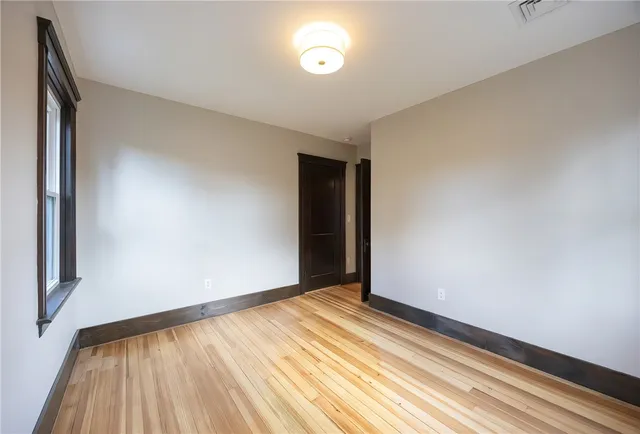 $2,700 | 65 Burton Street, Unit 3, Bristol, RI 02809