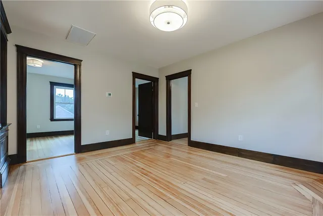 $2,700 | 65 Burton Street, Unit 3, Bristol, RI 02809