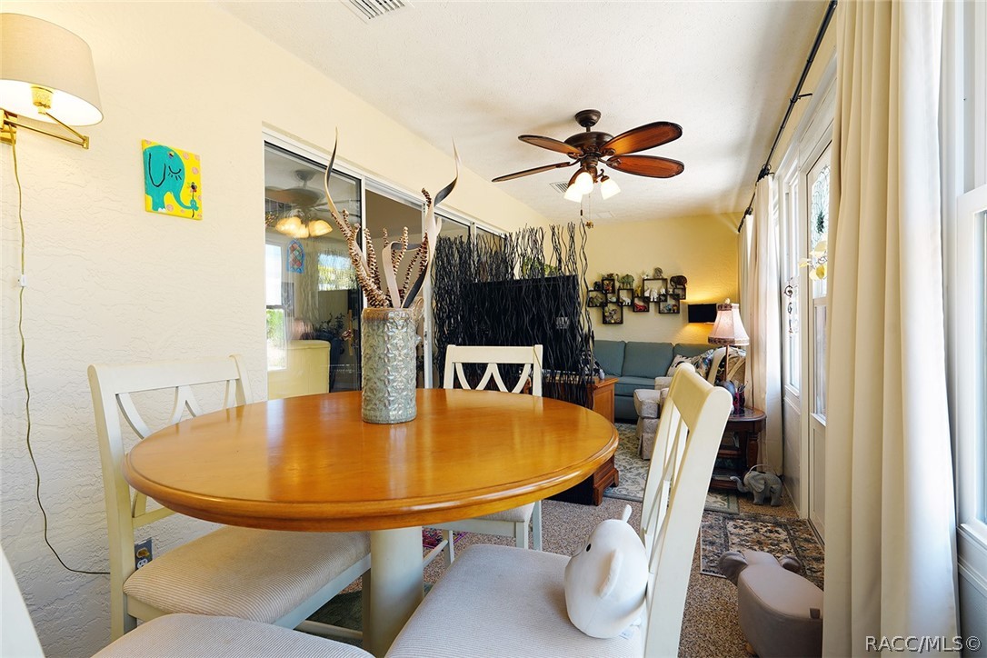 800 Balmoral Court Inverness, FL 34453 - Photo 11 of 72 Lanai