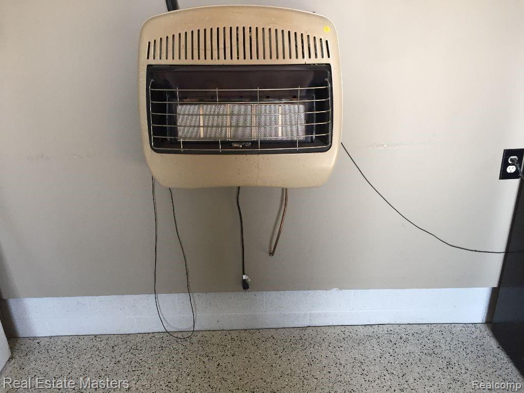 9456 Yale Road Avoca, MI 48006 - Photo 29 of 34 y4.JPG