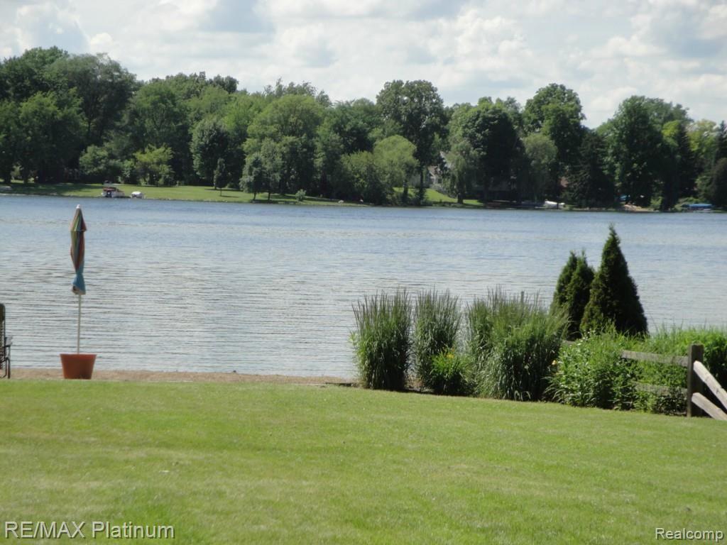 4302 Rurik Drive Howell, MI 48843 - Photo 91 of 91 DSC04940.jpg