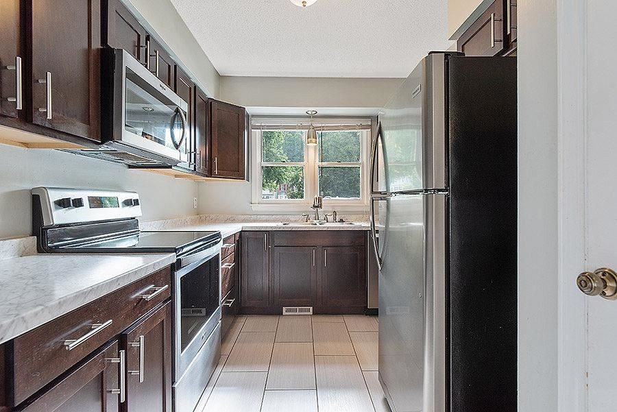 4107 Kaplan Drive Raleigh, NC 27606 - Photo 5 of 28 Photo 5