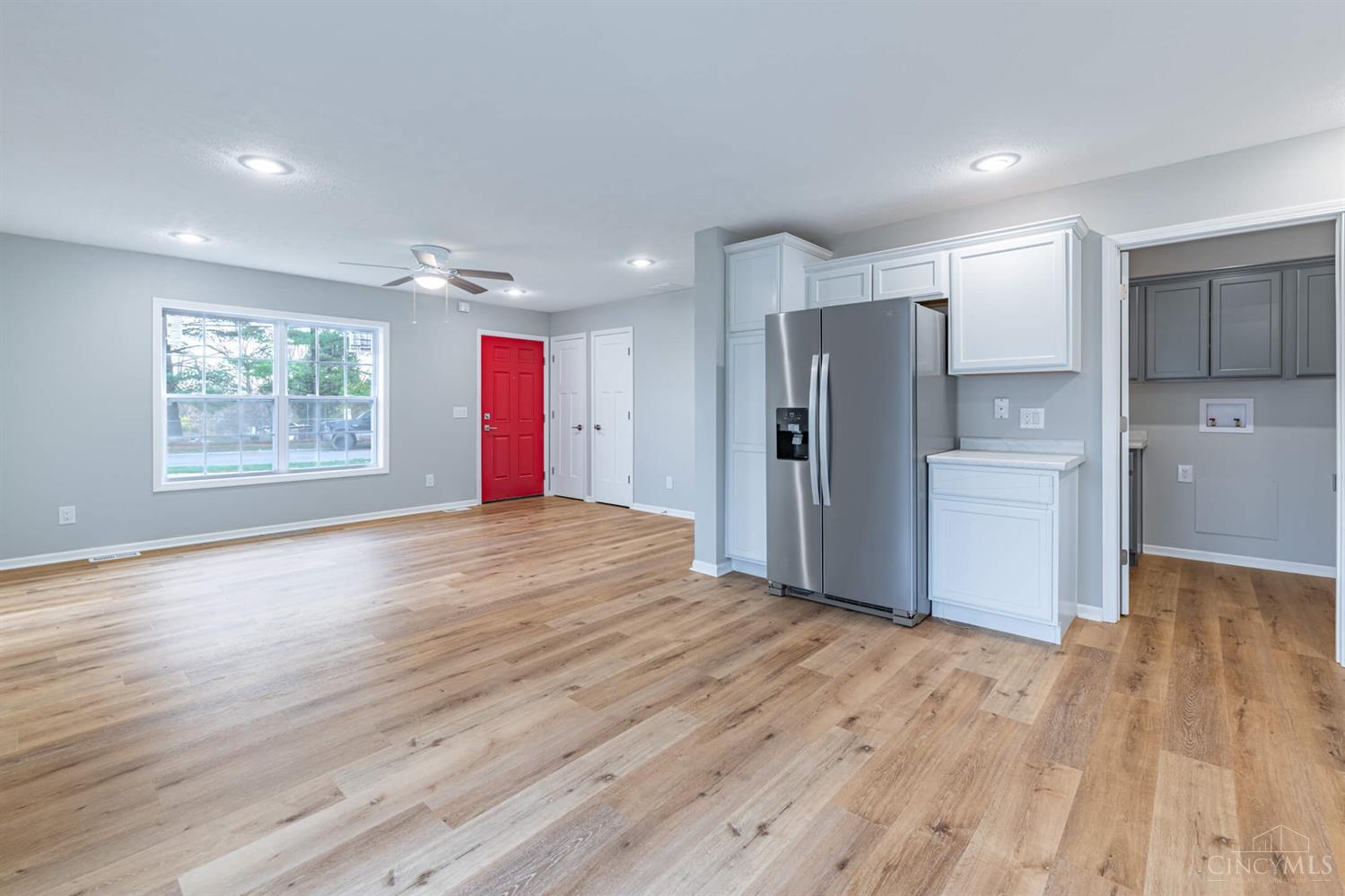 2684 Wenning Road Cincinnati, OH 45231 - Photo 4 of 27 Gallery Image 4