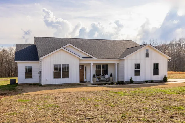 $599,900 | 64 Elliot Road, Ardmore, TN 38449