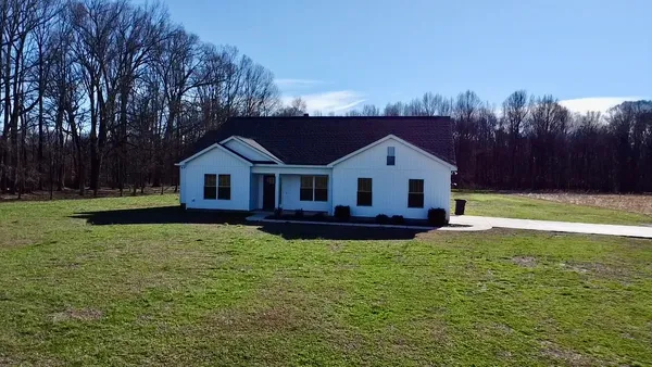 $585,900 | 64 Elliot Road, Ardmore, TN 38449