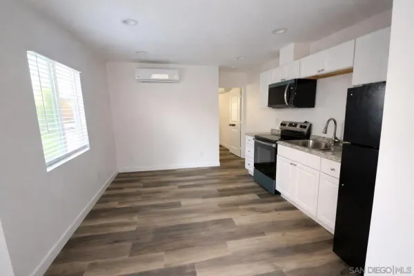 $1,950 | 636 Aster Street, Escondido, CA 92027