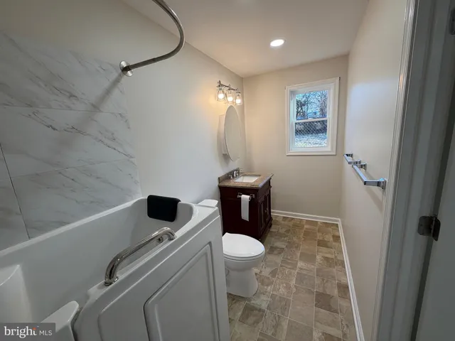 $1,200 | 18 C & P Lane North, Smithsburg, MD 21783