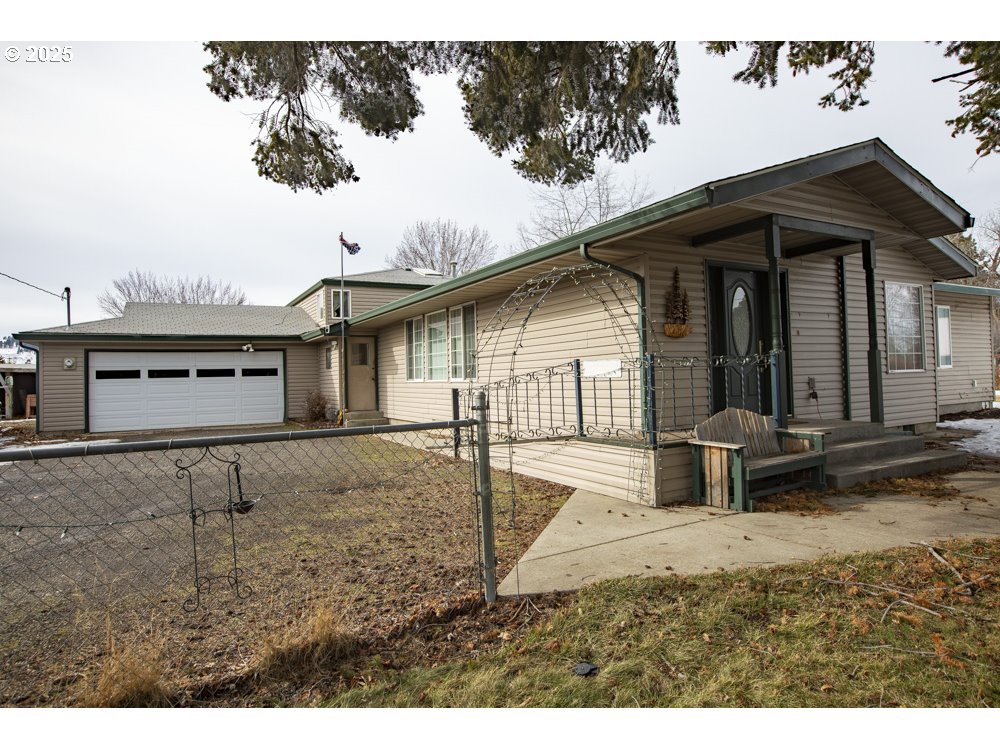 61866 Riddle Road La Grande, OR 97850 - Photo 1 of 29 Gallery Image 1