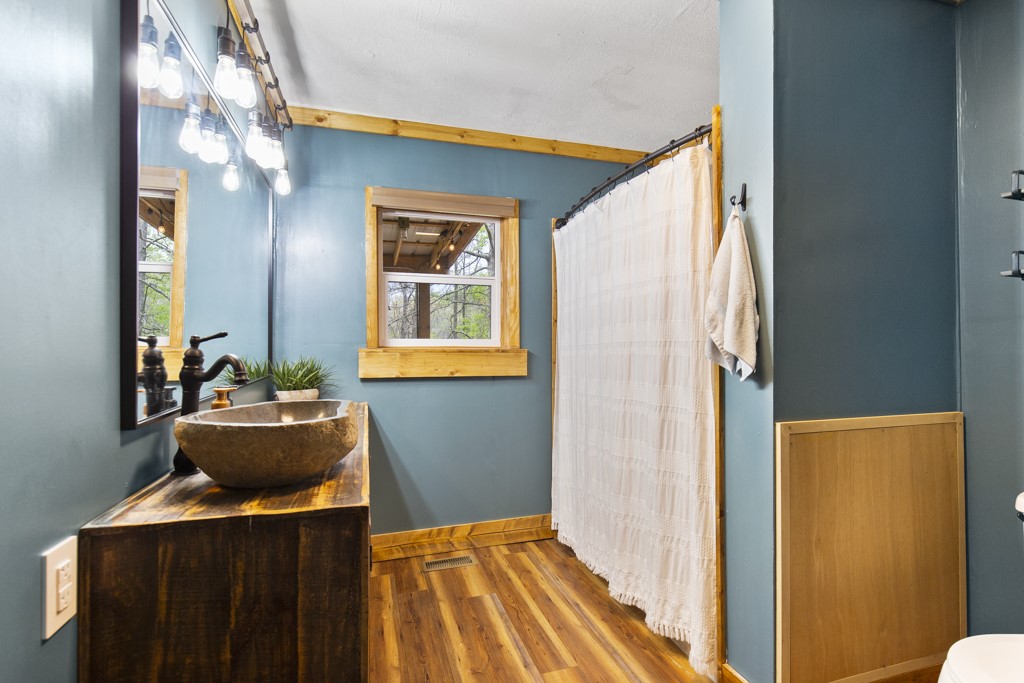 140 Dawn Cove Road Seneca, SC 29678 - Photo 23 of 38 Gallery Image 23