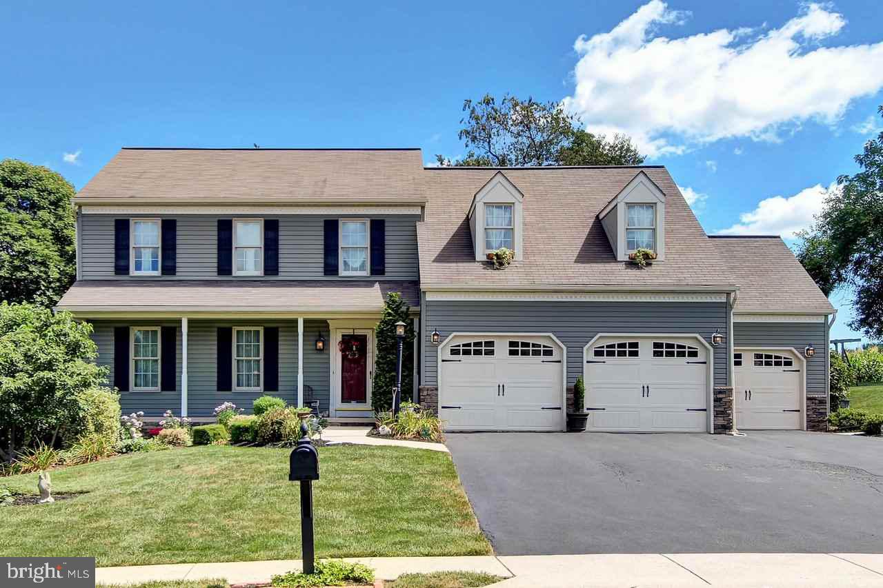 3117 Wheatlyn Road York, PA 17402 - Photo 2 of 24 Gallery Image 2