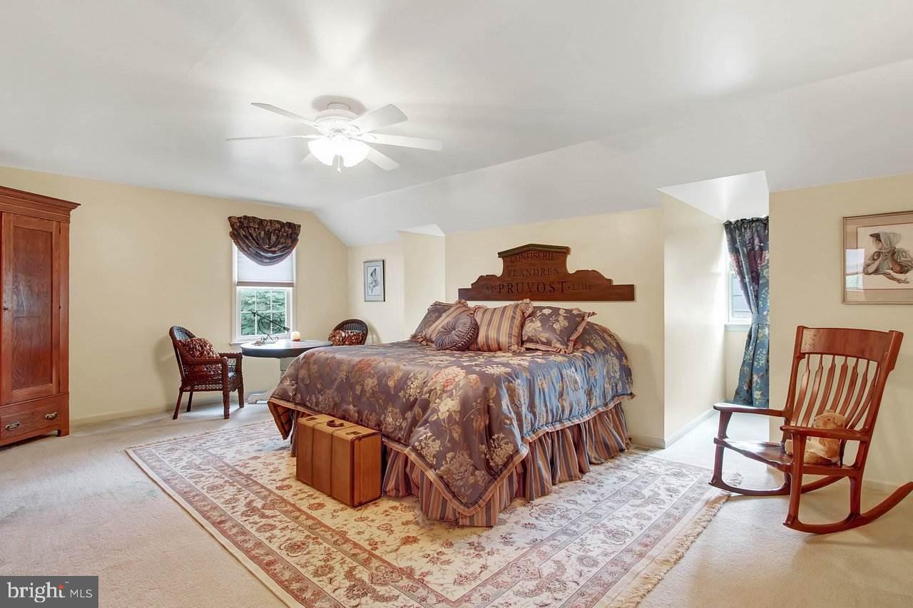 3117 Wheatlyn Road York, PA 17402 - Photo 11 of 24 Gallery Image 11