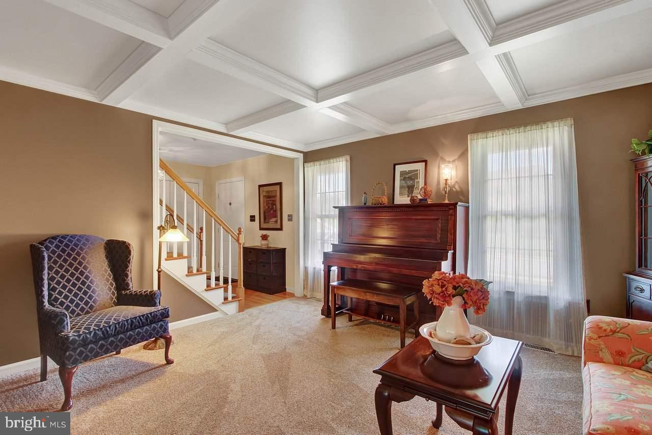 3117 Wheatlyn Road York, PA 17402 - Photo 5 of 24 Gallery Image 5