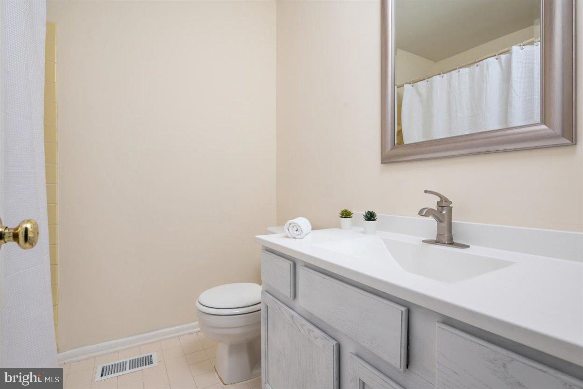 6338 Red Haven Road Columbia, MD 21045 - Photo 21 of 36 Gallery Image 21