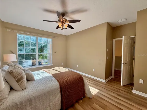 $474,900 | 25012 Chipshot Court, Sorrento, FL 32776