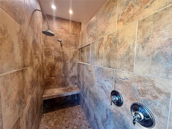 $474,900 | 25012 Chipshot Court, Sorrento, FL 32776