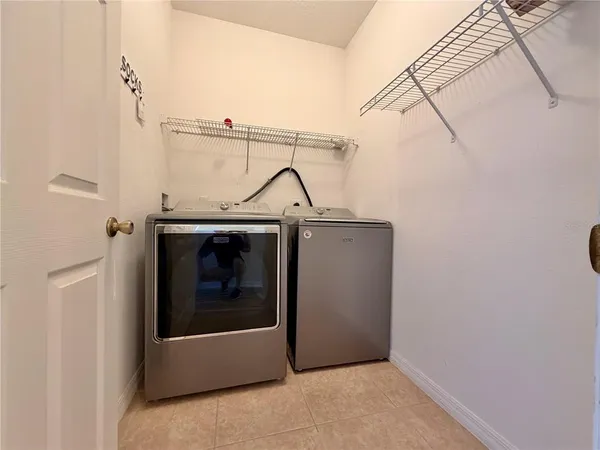 $474,900 | 25012 Chipshot Court, Sorrento, FL 32776