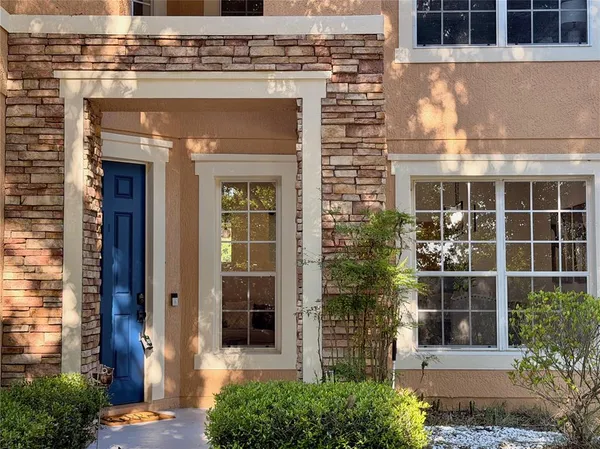 $474,900 | 25012 Chipshot Court, Sorrento, FL 32776