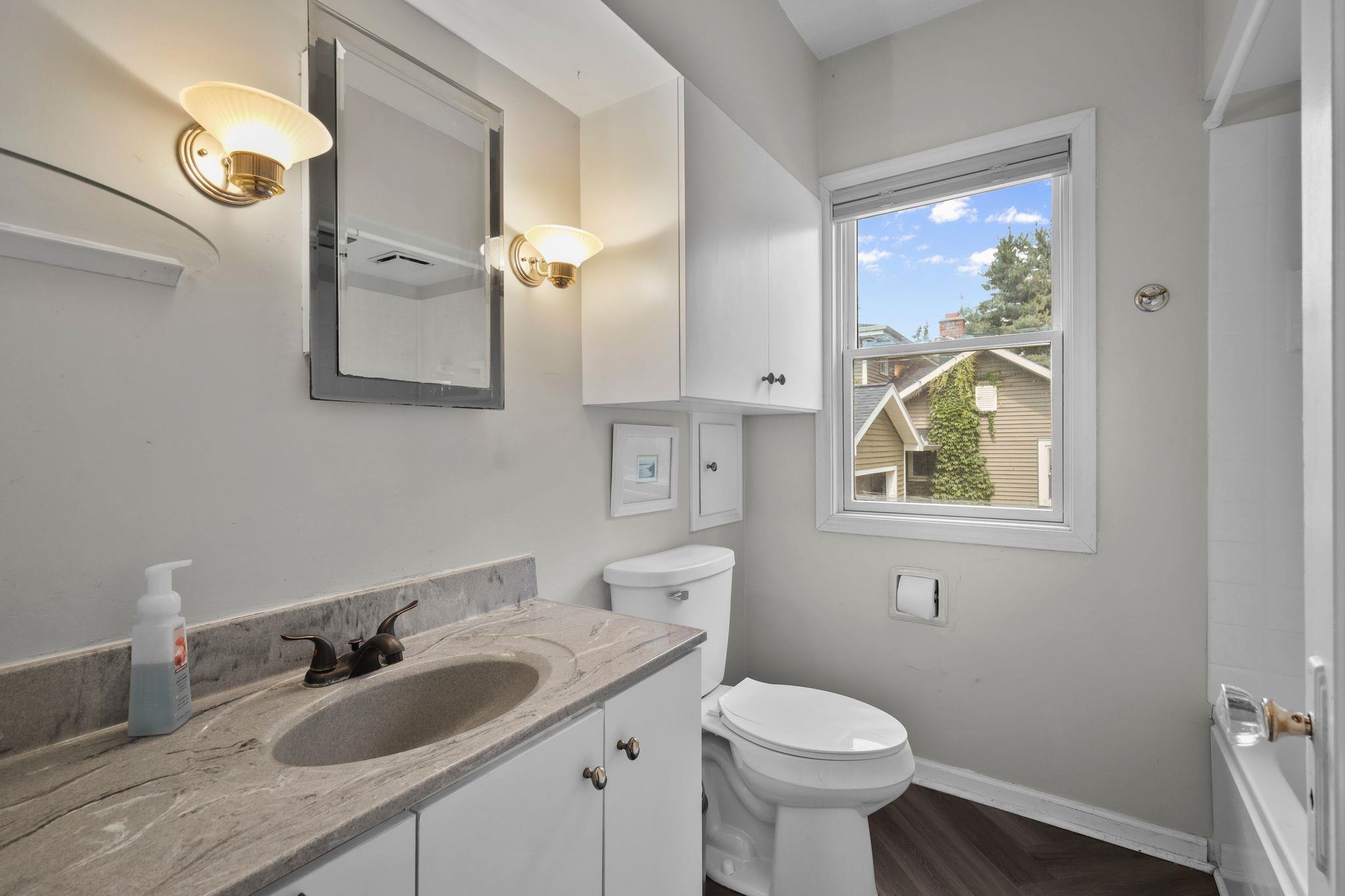 4215 Major Madison, WI 53716 - Photo 26 of 41
