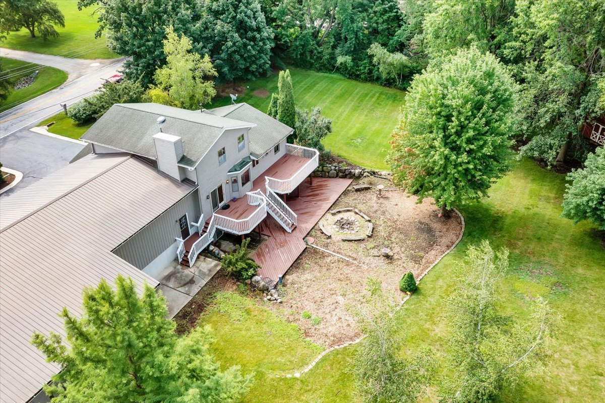 9N576 Crawford Road Elgin, IL 60124 - Photo 35 of 43 an aerial view of a house with lake view