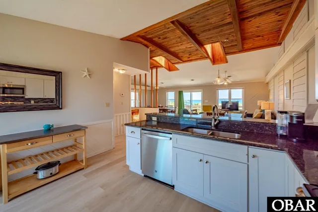 $1,699,900 | 10317 South Old Oregon Inlet Road, Nags Head, NC 27959