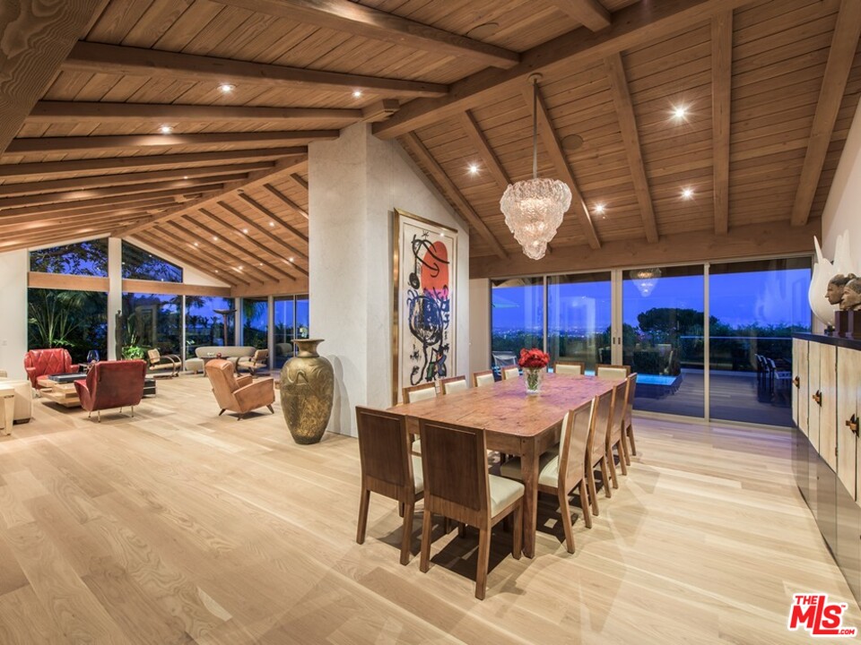 1822 Westridge Road Los Angeles, CA 90049 - Photo 1 of 44