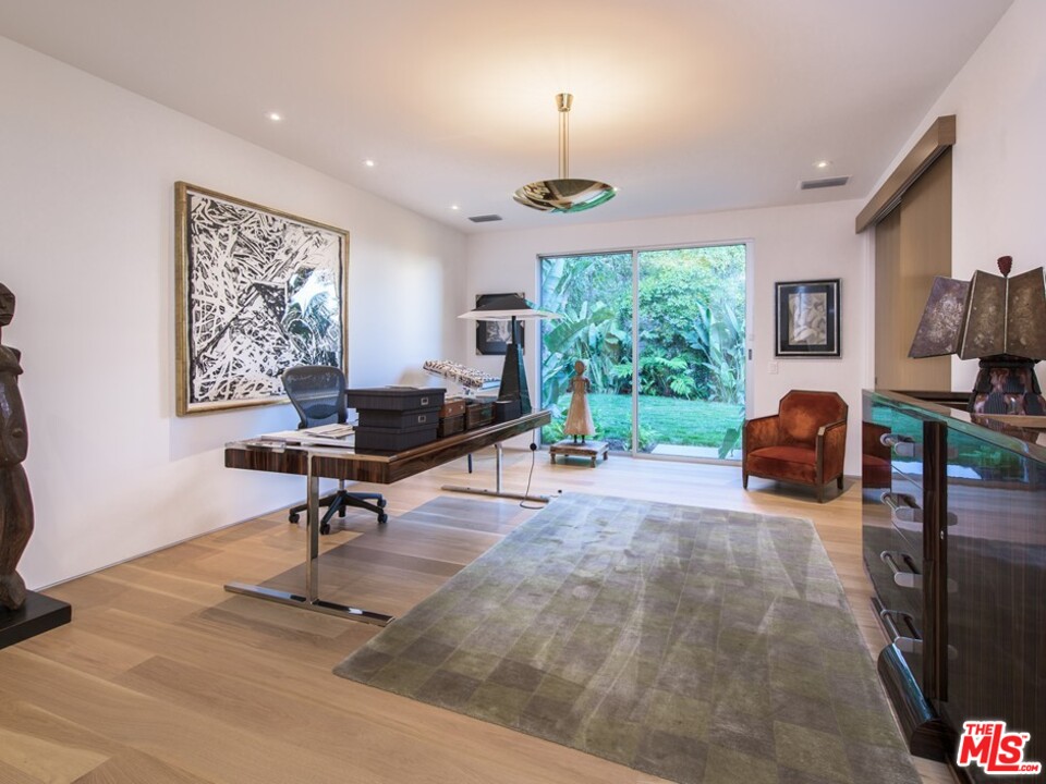 1822 Westridge Road Los Angeles, CA 90049 - Photo 36 of 44