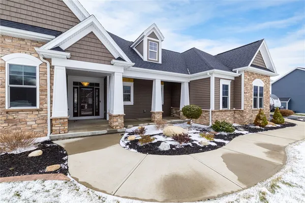 $700,000 | 97 Kingsford Lane, Ogden, NY 14559