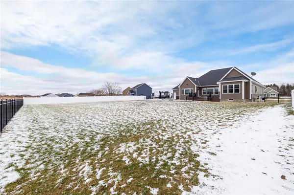 $700,000 | 97 Kingsford Lane, Ogden, NY 14559