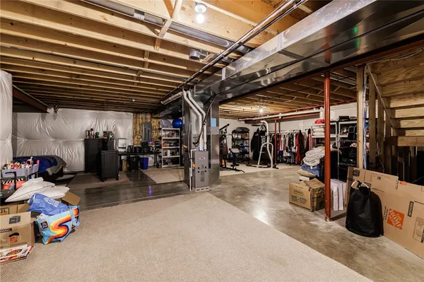 $700,000 | 97 Kingsford Lane, Ogden, NY 14559