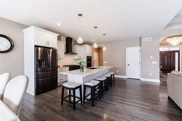 $700,000 | 97 Kingsford Lane, Ogden, NY 14559