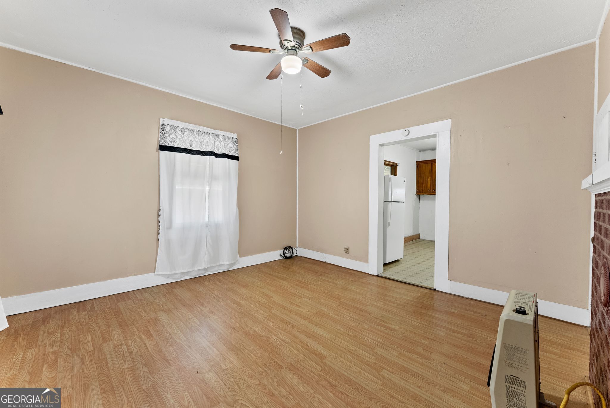 76 Park Street Commerce, GA 30529 - Photo 7 of 37