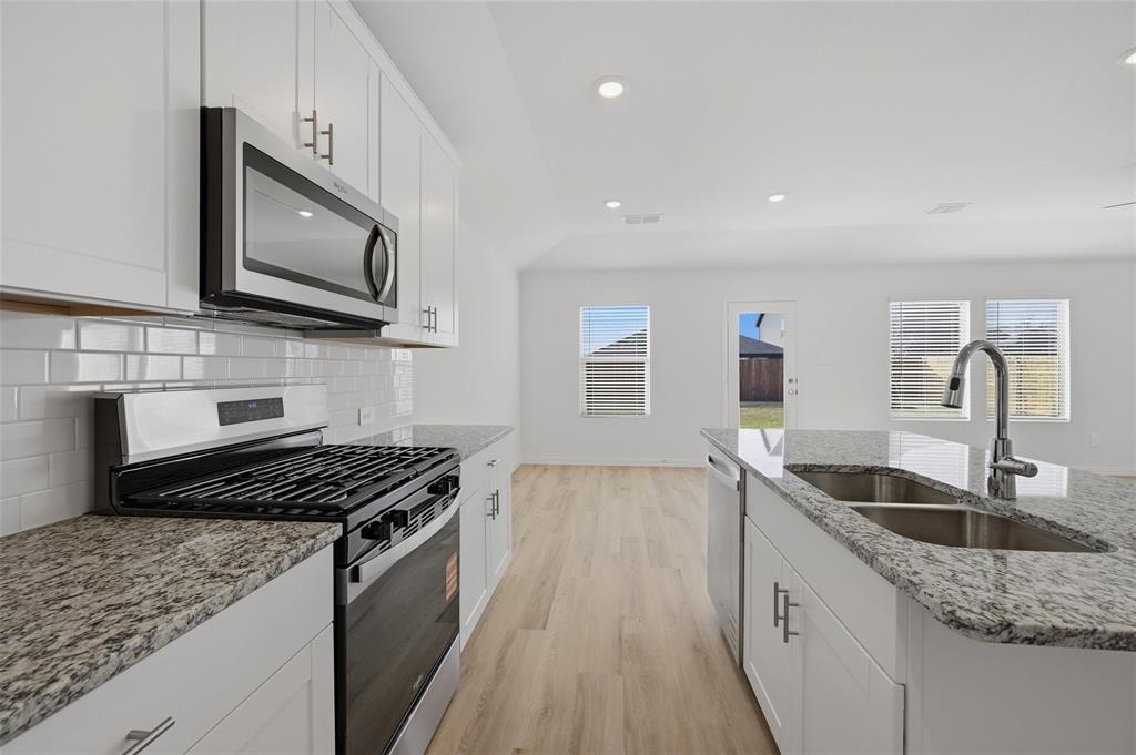 2222 Rannoch Street Sherman, TX 75092 - Photo 13 of 31