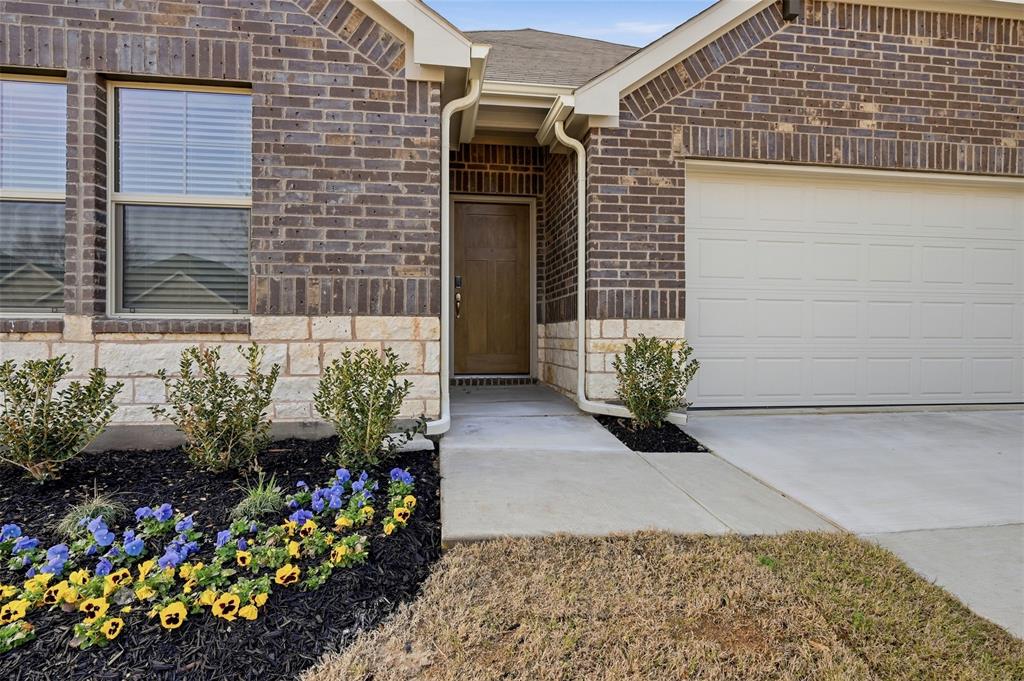 2222 Rannoch Street Sherman, TX 75092 - Photo 4 of 31