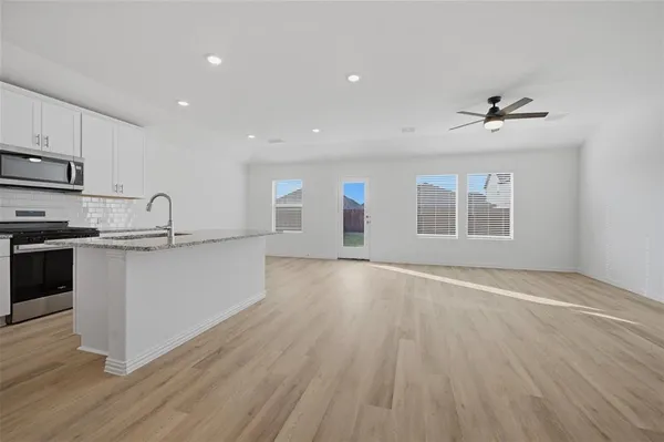 $1,799 | 2222 Rannoch Street, Sherman, TX 75092