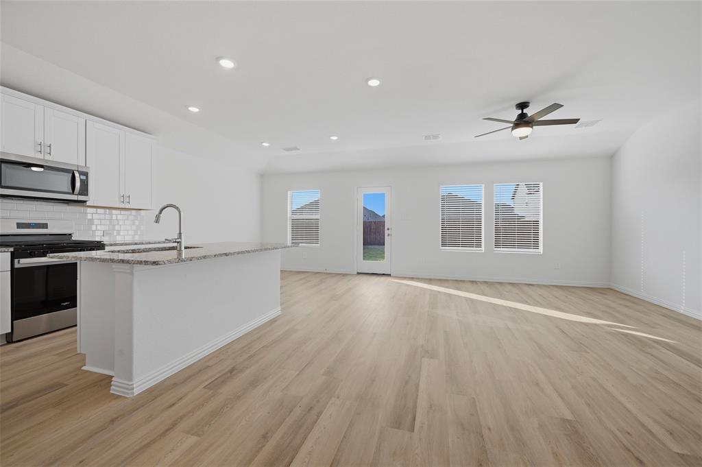 2222 Rannoch Street Sherman, TX 75092 - Photo 5 of 31