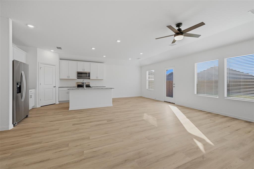 2222 Rannoch Street Sherman, TX 75092 - Photo 6 of 31